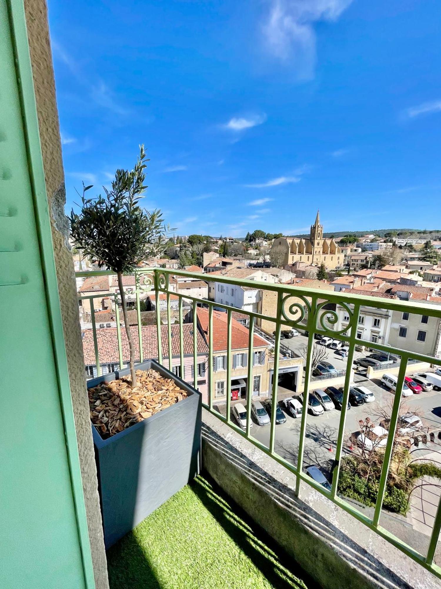 דירות Le Panoramique Salonais מראה חיצוני תמונה